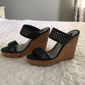 7.5 White House Black Market wedge heel **NEW**